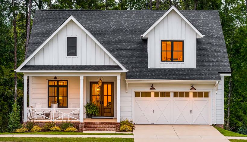 Coachman® Garage Doors by Clopay